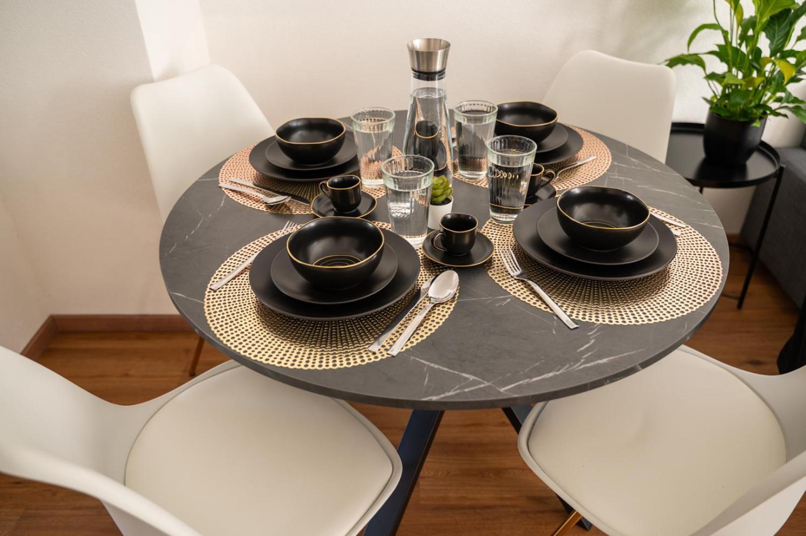 Special Primero Picasso Apartment Basel, Bahnhof Grossbasel 10-Star ภายนอก รูปภาพ