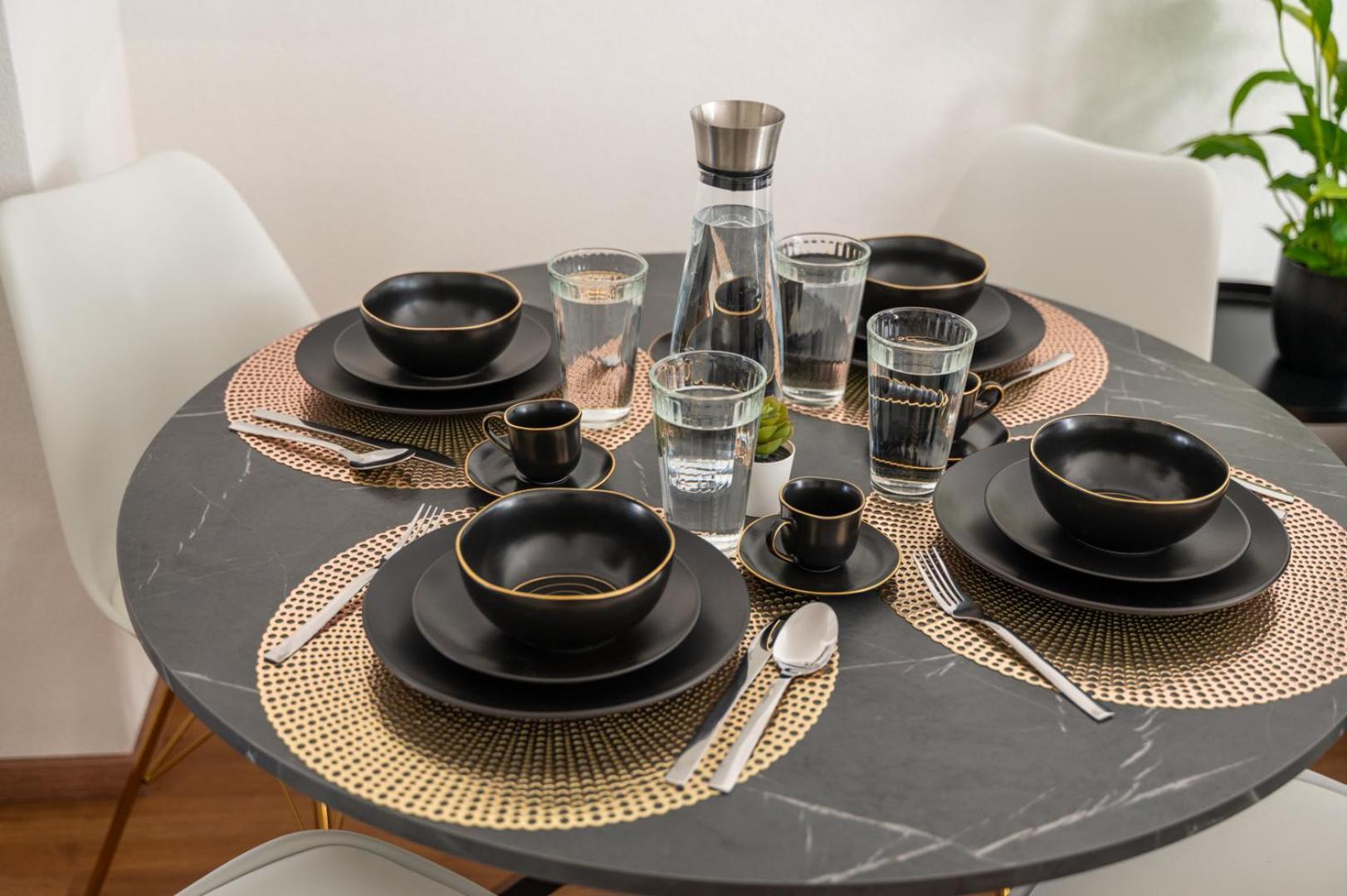 Special Primero Picasso Apartment Basel, Bahnhof Grossbasel 10-Star ภายนอก รูปภาพ