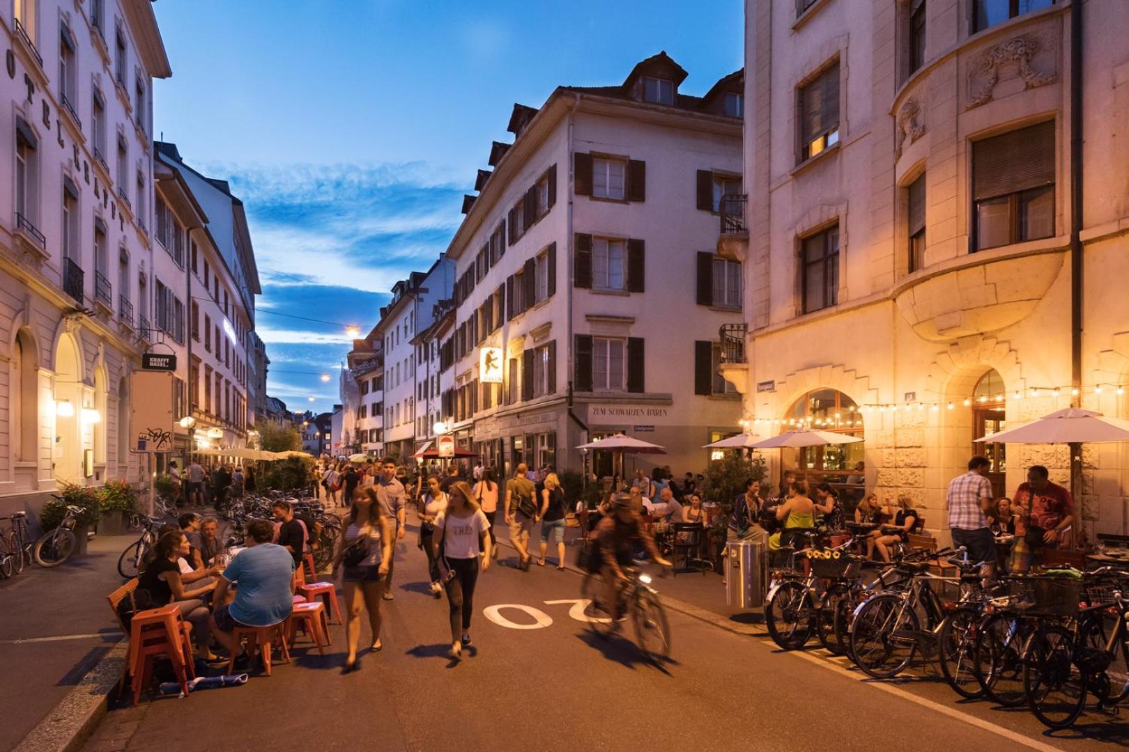 Special Primero Picasso Apartment Basel, Bahnhof Grossbasel 10-Star ภายนอก รูปภาพ