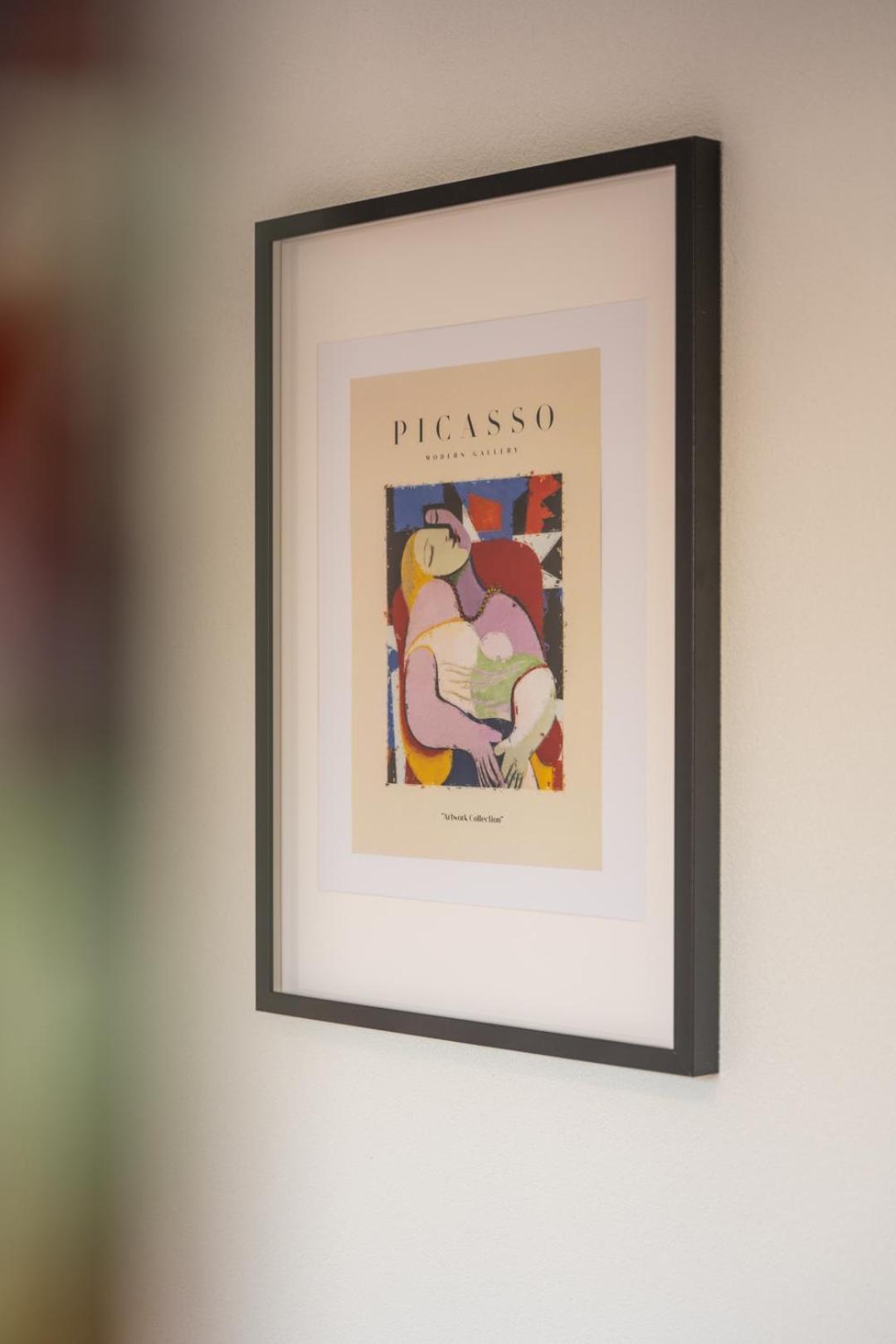 Special Primero Picasso Apartment Basel, Bahnhof Grossbasel 10-Star ภายนอก รูปภาพ